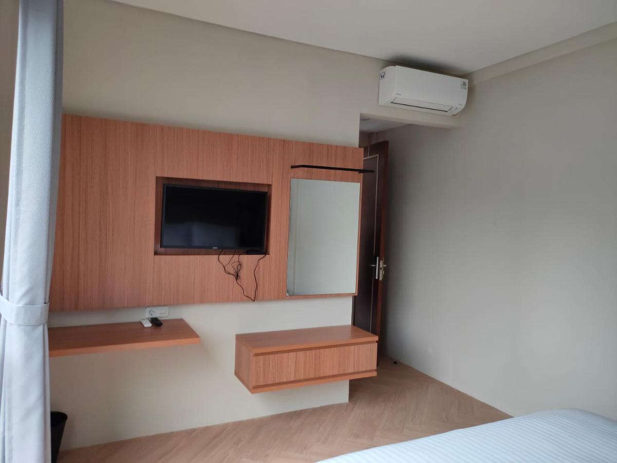 Adotel Jakarta Exterior photo